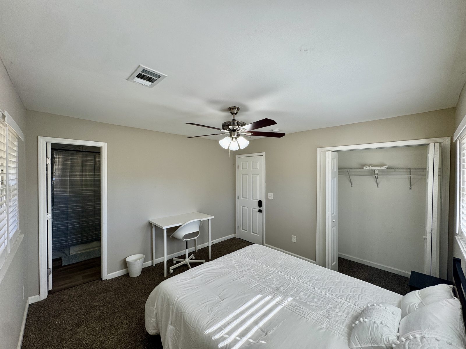 Room 1: primary suite with its own bathroom, closet and desk